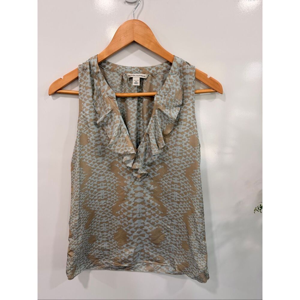 Banana Republic‎ 100% Silk Ruffle Blouse XS Petite